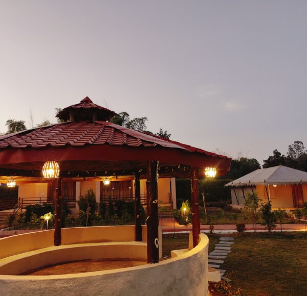 bandhav Moonlight resort