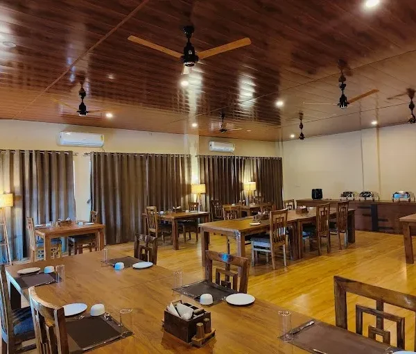Bandhav Moonlight Resort