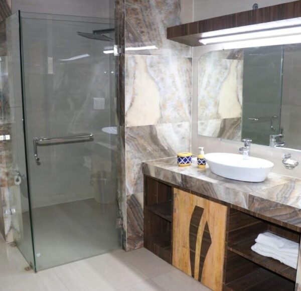 Rainbow resort Bandhavgarh