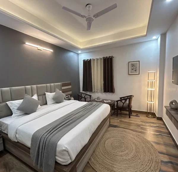 Hotel Lotus Infinity