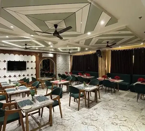 Hotel Aashiyana