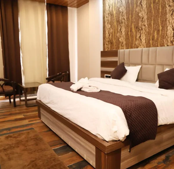 Hotel Lotus Infinity