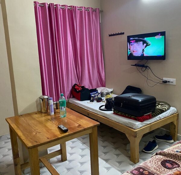 Baba Benison Resort kainchi