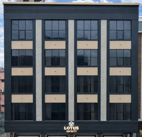 Hotel Lotus Infinity